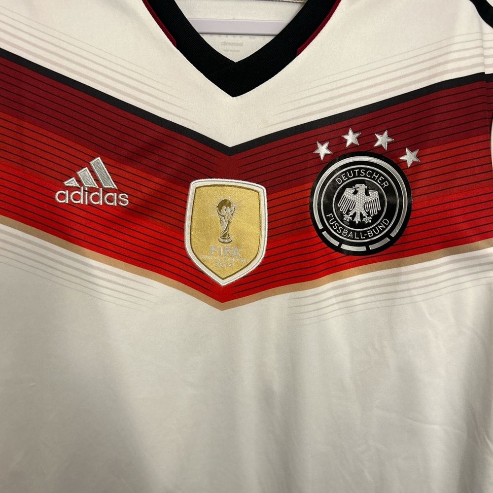 Germany 2014 World Cup Home Shirt - Picture 2 of 5